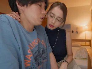 4P Nổ Đụ Vợ Xinh Đẹp Lụa Đen Thư Ký