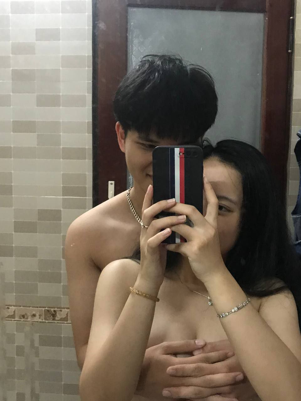 Con bướm pussy phụ nữ trẻ, sâu họng blowjob bạo lực chèn